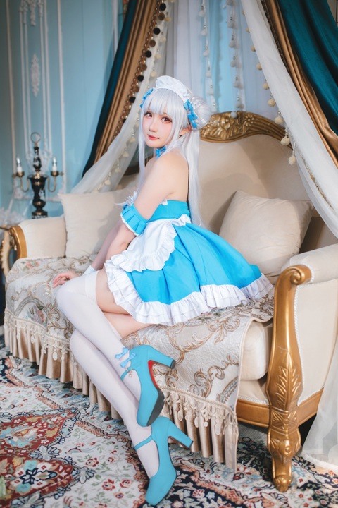 瓜希酱碧蓝航线小天鹅女仆04.jpg 瓜希酱碧蓝航线小天鹅女仆04.jpg