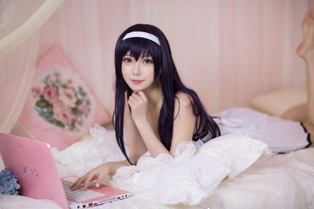 大肉丸Amiee写真合集：6套精选写真作品完整收录 | 高清无水印-玩图志