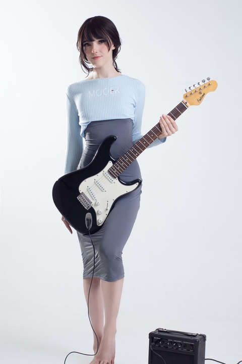 No.033-Hitomio-Guitar-Sister-64P-15V-003.jpg No.033-Hitomio-Guitar-Sister-64P-15V-003.jpg