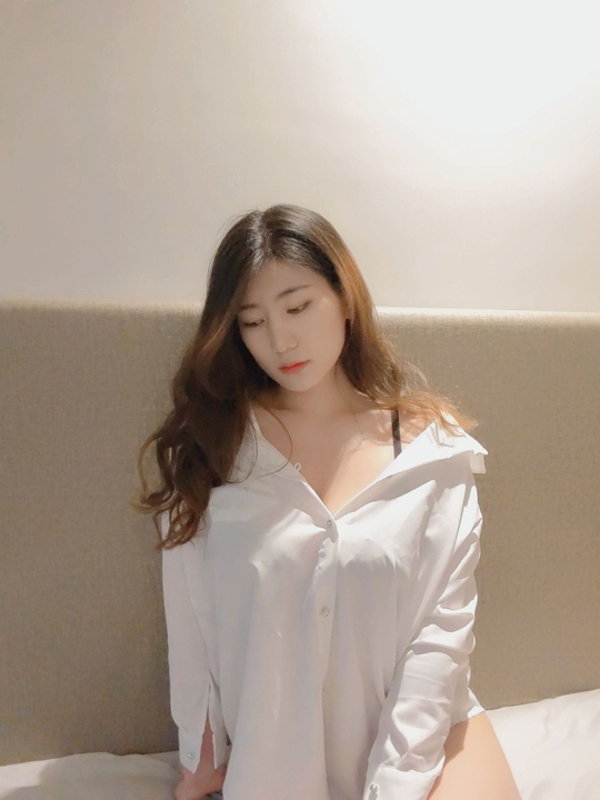 No.014-白衬衫-18P-018.jpg No.014-白衬衫-18P-018.jpg
