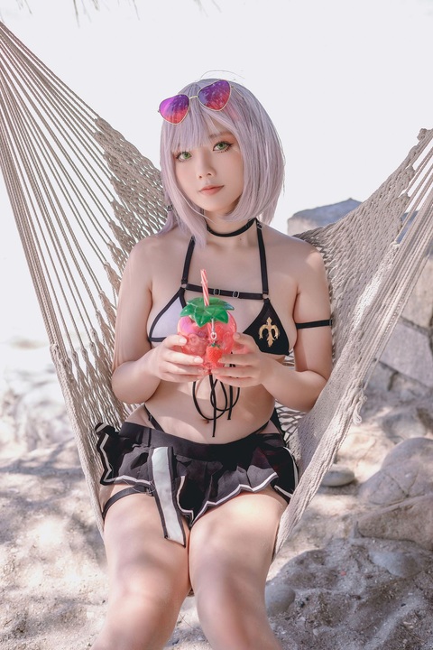 No.017-Hololive-Danchou-20P-018.jpg No.017-Hololive-Danchou-20P-018.jpg