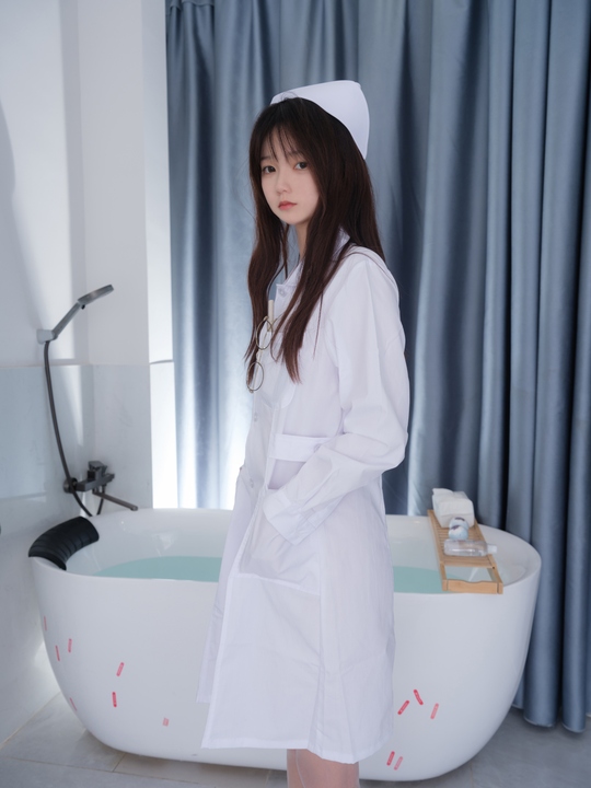 [紧急企划] 小恩 – 【VIP】护士 [112P1V-25.56GB]-玩图志