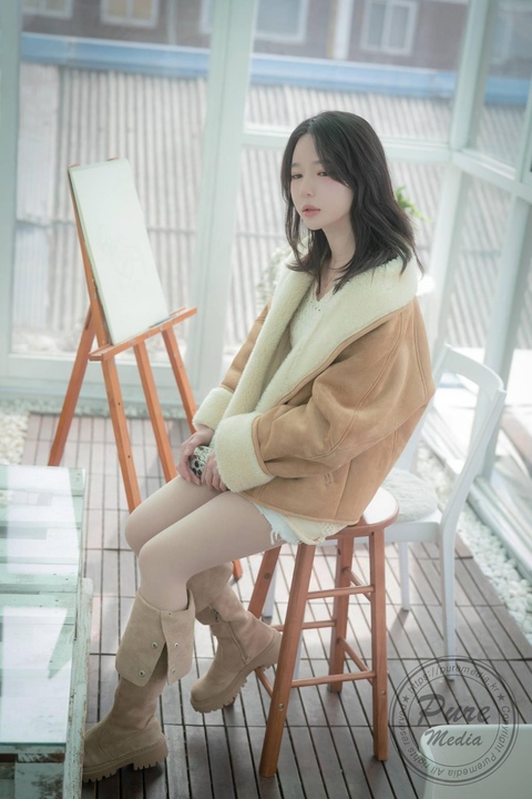 Yeha_The-Nude-Model_vol.321_006