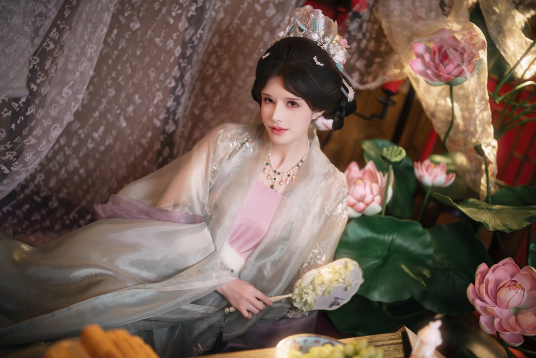 鹿八岁baby - 粽你枕相思 [209P1V-1.96GB]-玩图志