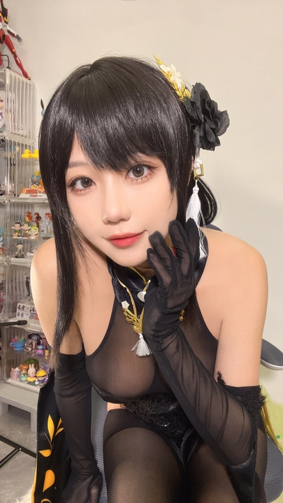 NO.012 影子喵ghost 镇海黑旗袍 [131P-4V-3.71GB]-玩图志