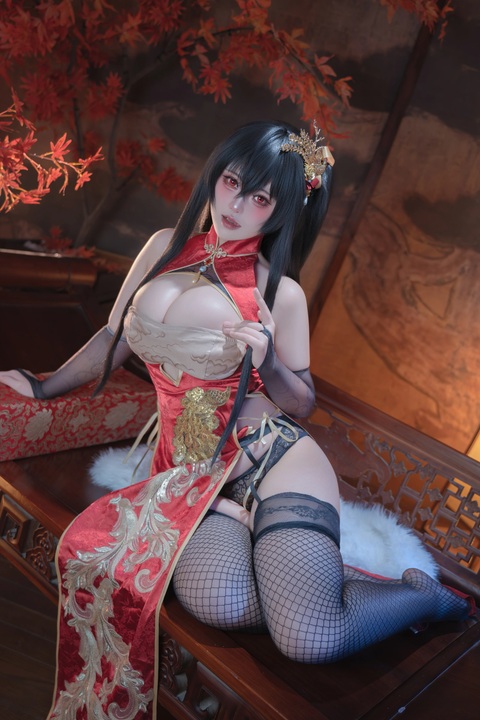 呙呙《大凤新春旗袍》写真图包 [24P] 角色主题作品下载-玩图志