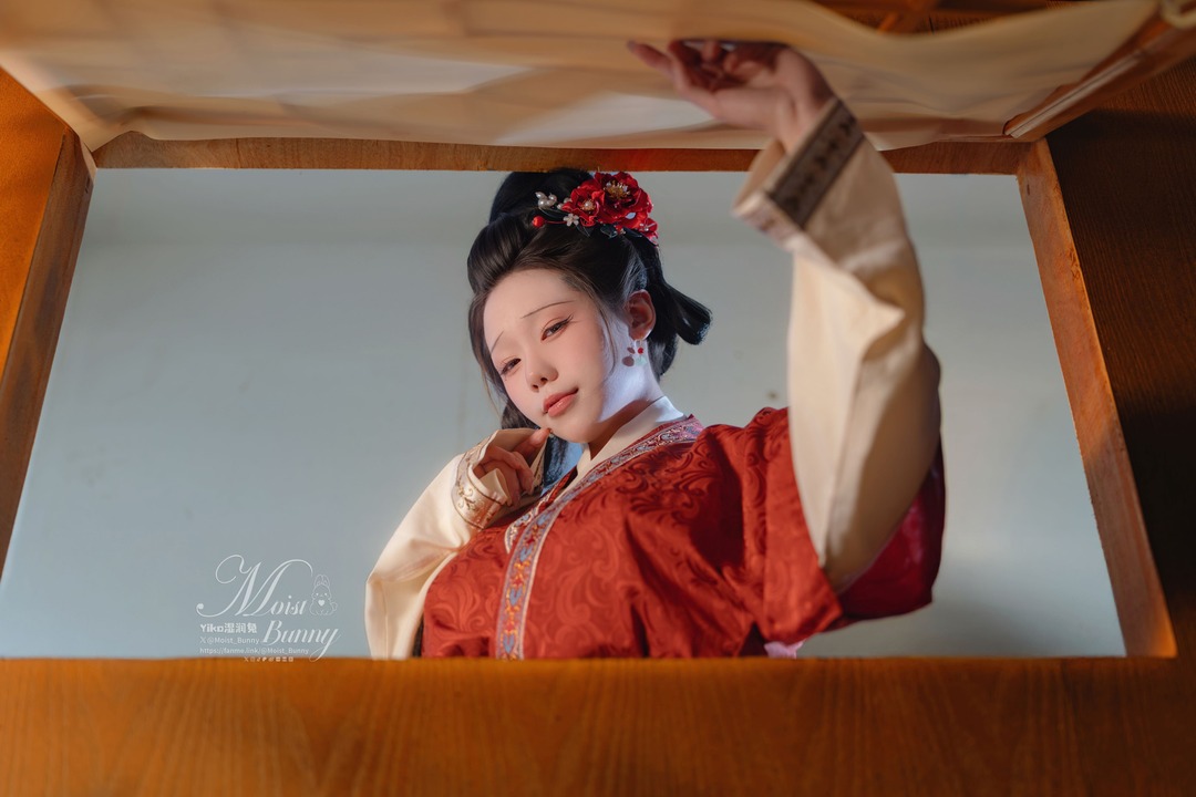 黏黏团子兔 - (咬一口兔娘) 26年02月 快马加鞭.金莲迎春 (2)