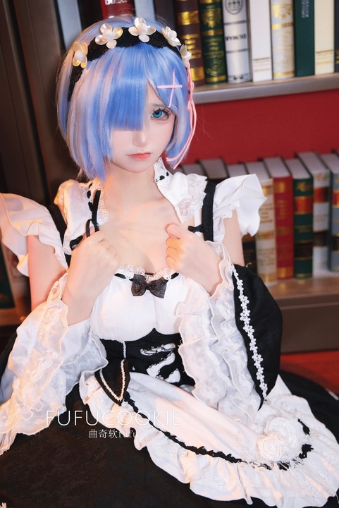 曲奇软fufu - 蕾姆女仆装 (2)