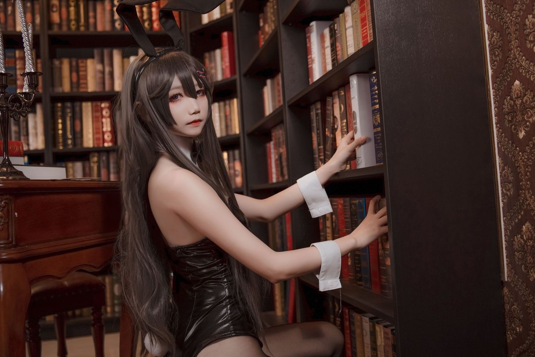 五更百鬼-樱岛麻衣兔女郎