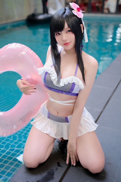 ZinieQ-Tifa-FF-VII-Swimsuit04