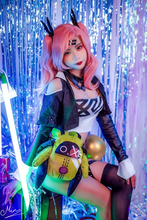 Miinmeow《绝区零》妮可 (Nicole) 图集 - ZZZ 狡兔屋老大 54P-玩图志