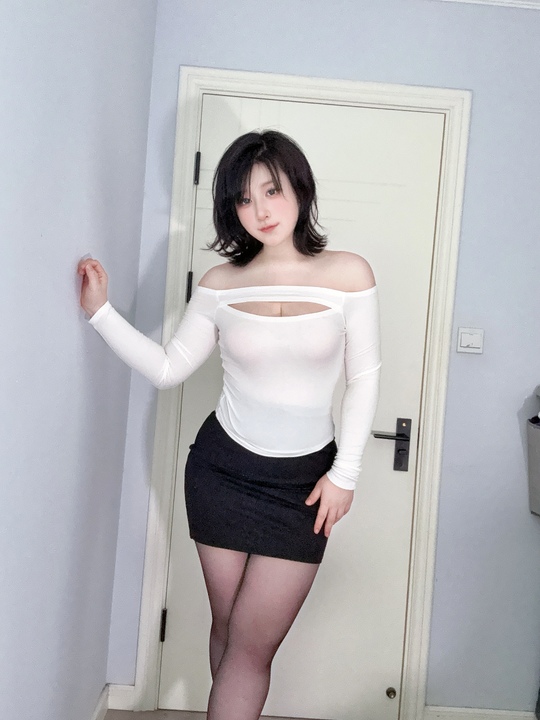 Zyra秋经典复古系列：妈妈的裙子 – 优雅韵味 47P 高清图集-玩图志