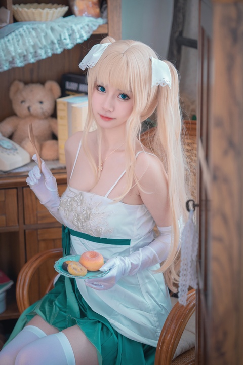 猫大人优雅礼服系列 - 极致曲线与高贵质感 26P-玩图志