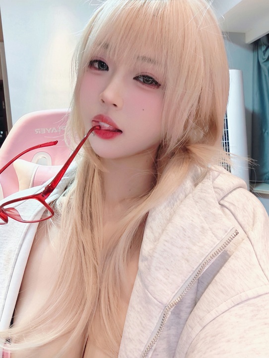 麻薯好吃 - 电竞女友 (2)