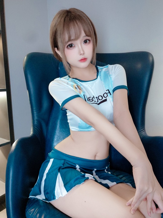 日奈娇 - 足球宝贝 (1)