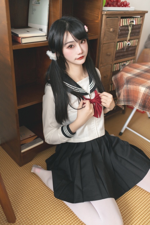 藏在盛夏里的深蓝告白！嗷呜酱 – 限定水手服：48P 410MB 捕捉最清透的校服初恋-玩图志