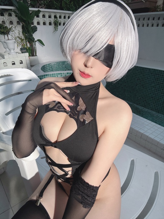 Natsuko夏夏子 - NIKKE×NieR 2B水着 (2)