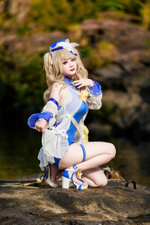 阿雪雪 芭芭拉泳装 阿雪雪 芭芭拉泳装