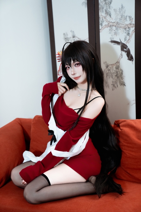 私密瞬间！二佐Nisa – 大凤居家服：31P 捕捉指挥官视角的温柔占有-玩图志