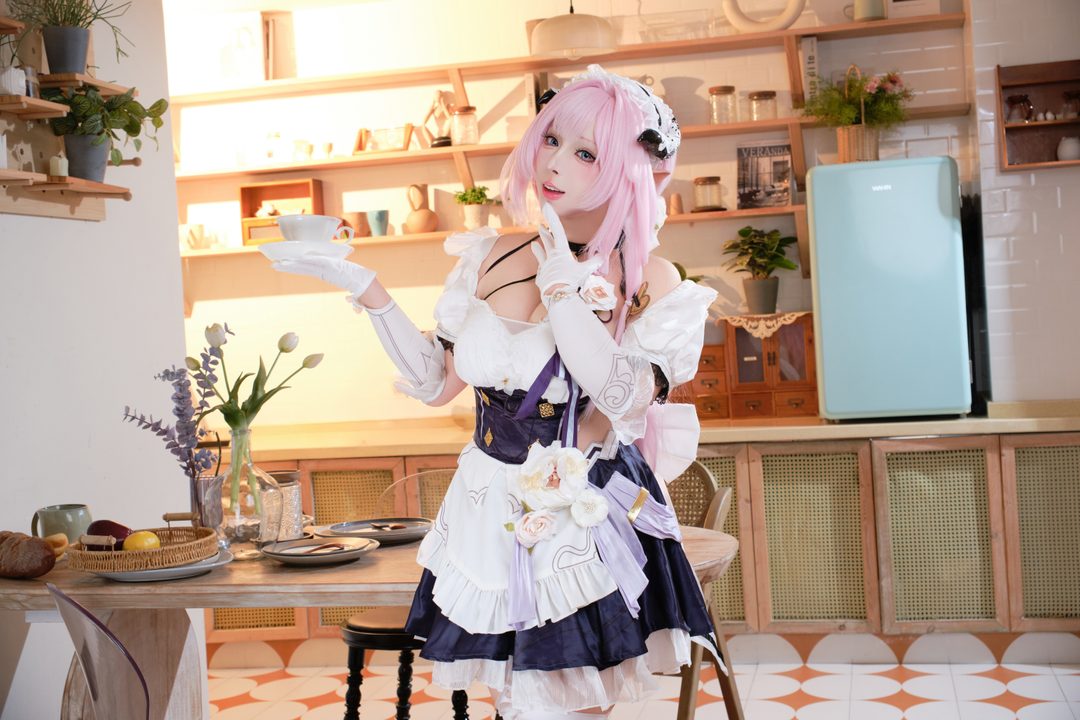 1.69GB 粉色妖精的侍奉！胡桃猫 爱莉希雅女仆：125P 3V 还原最甜腻的真我瞬间-玩图志