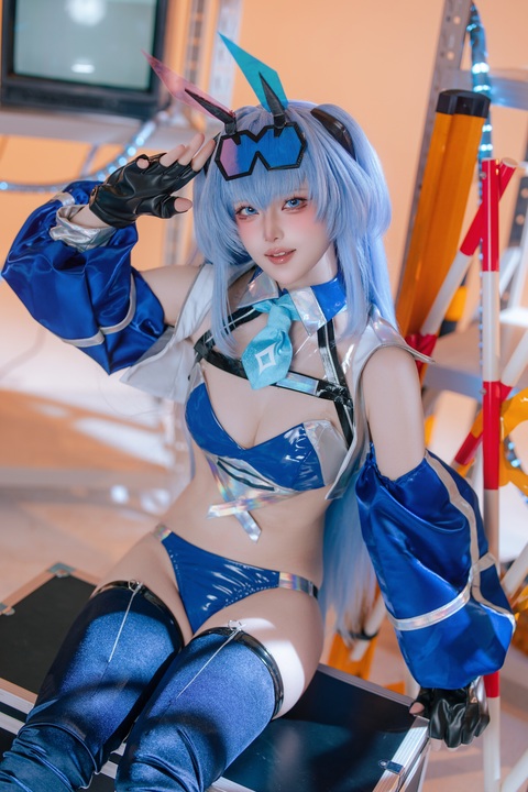 屿鱼 - 碧蓝航线 花园赛车 (2)