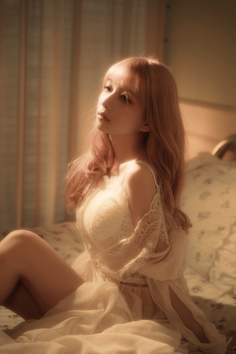 史诗级采样！琴玖久 – 梦中花：73P 记录最绚烂的碎花梦境与像素级肤质-玩图志