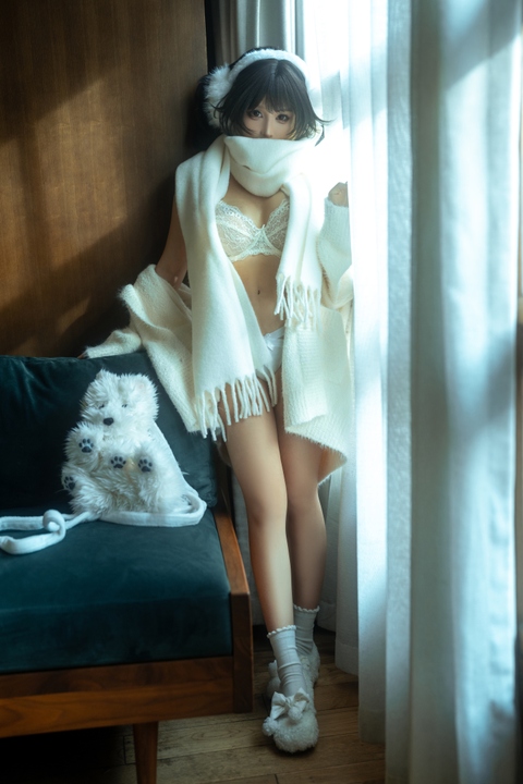 蠢沫沫 - 白毛衣 (2)