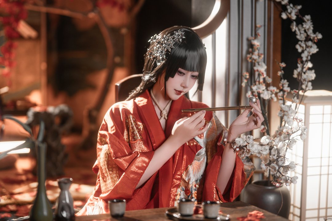 67P 4V 惊艳中式美学！奈汐酱nice - 笼雀：捕捉最摄人心魄的华丽幽禁与灵动张力-玩图志