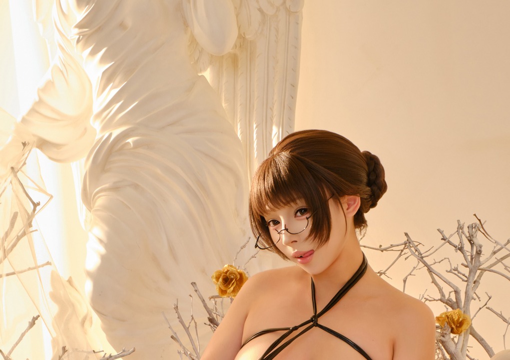 圣洁与狂气！胡桃猫 祈月修女：121P 4V 记录最极致的哥特美学与像素级采样-玩图志