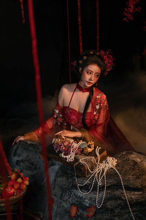 奈汐酱nice · 古风 流丹｜85P+视频 · 朱砂如血，流丹似梦-玩图志