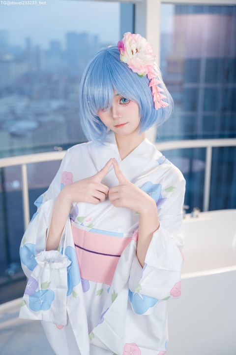 小羊不吃草 · 雷姆和服｜48P · 温柔与静谧交织的角色再现-玩图志