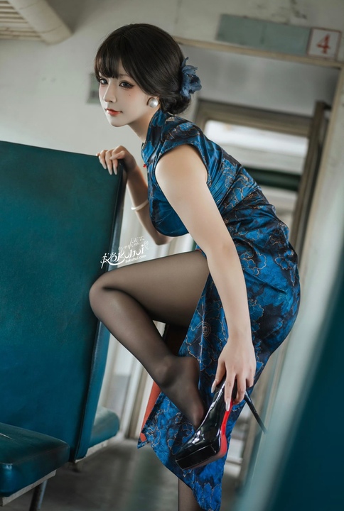 yuuhui玉汇 · 朝花夕拾｜139P+3V · 光影流转中的时间切片-玩图志