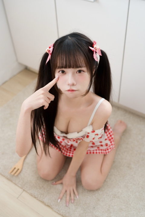 可可小白兔 · 生日限定｜82P · 甜度与仪式感交织的温暖瞬间-玩图志