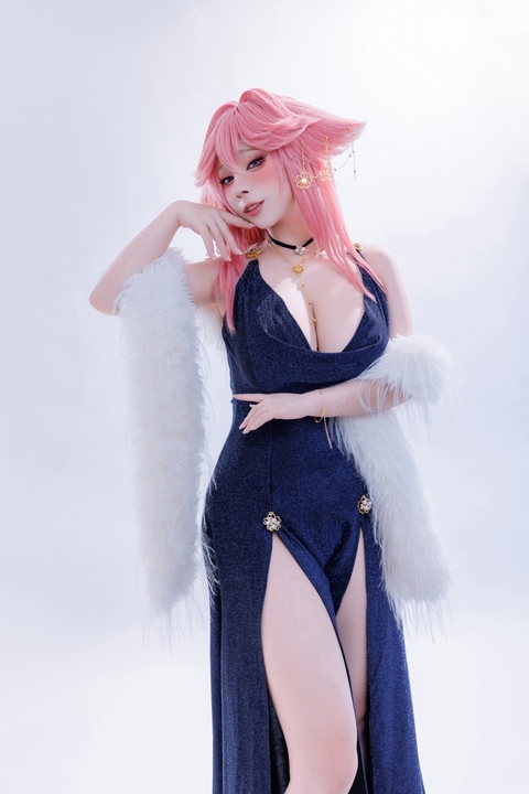 胡桃猫 · 绝区零 妮可+八重神子 礼服｜42P · 双重角色下的优雅对照-玩图志