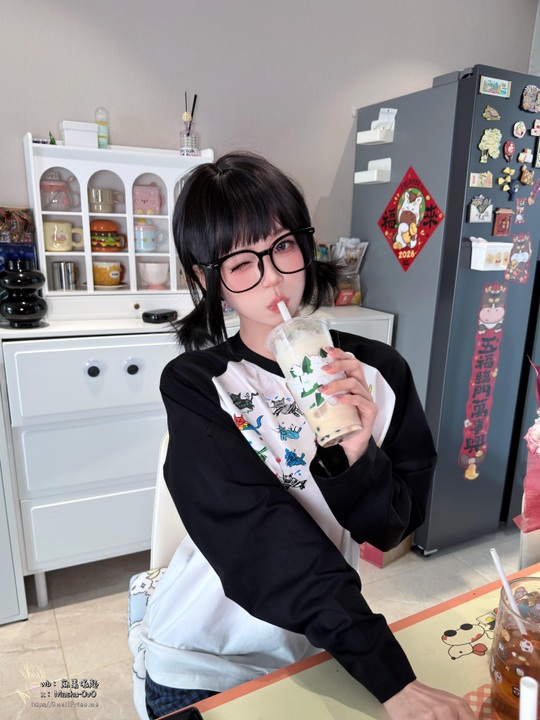 麻薯好吃 · 4月随手拍｜80P · 松弛状态里的真实片段-玩图志