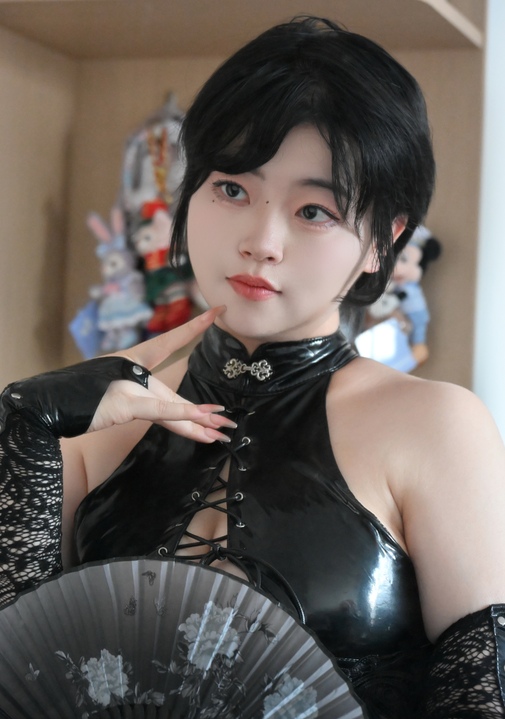 一只毛毛帽 · 黑丝靡烟旗袍｜62P · 暗色氛围中的东方韵律-玩图志