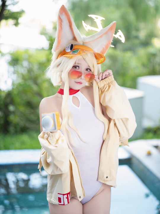 坠星大聪明 · 百合园圣娅泳装cos｜69P · 层次逐渐展开的稳定表达-玩图志