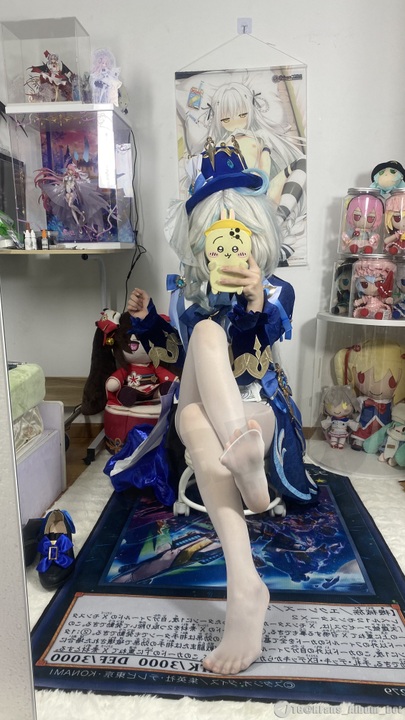 白栎Shirly · 芙宁娜cos｜56P+5V · 稳定画面中的角色气场建立-玩图志