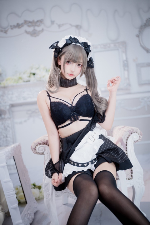 神楽坂真冬 妄想女仆 (1)