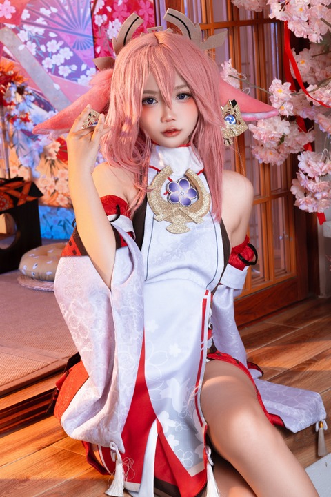 AikoUwU · 原神 八重神子｜32P1V-404MB · 鸣神大社的闲雅一瞥-玩图志
