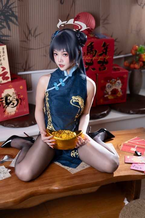 慢炖仓鼠球 · kisaki 妃咲｜80P-1.05GB · 于现世与幽世交界处的沉默巫女-玩图志