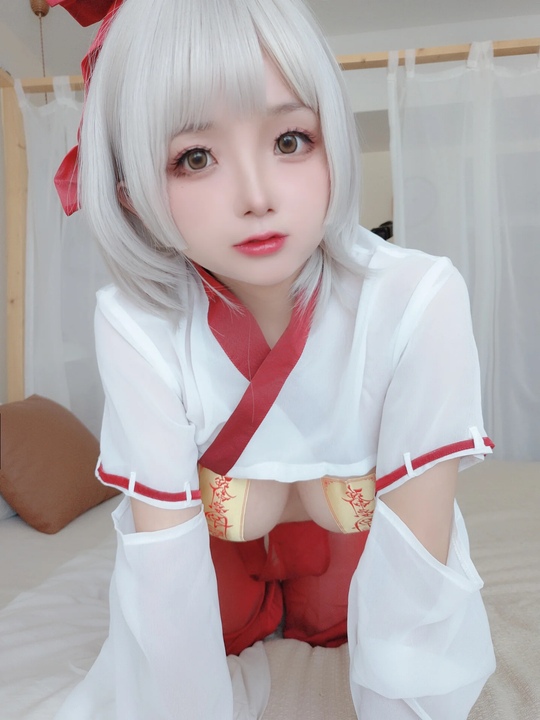 日奈娇 - 见习女仆