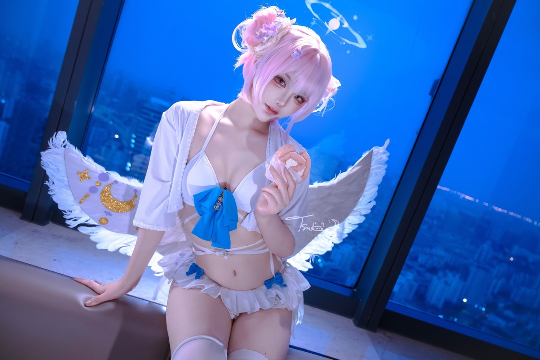 月隐Tsuki · 蔚蓝档案 圣园未花｜16P-76MB · 修女服下的叛逆独白-玩图志