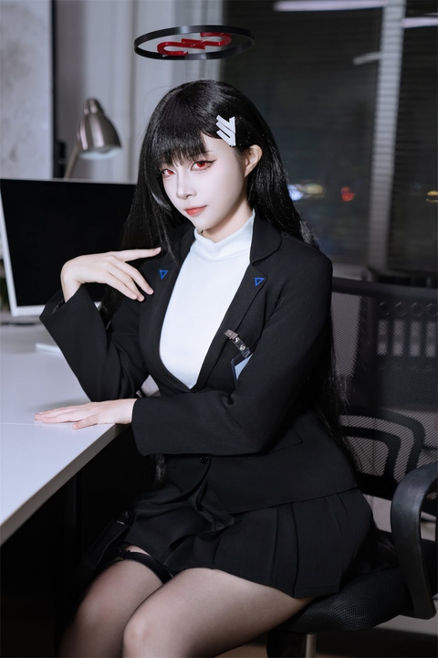 二佐Nisa · 蔚蓝档案 调月莉音｜54P · 会长不说话，只是看着你-漫图社
