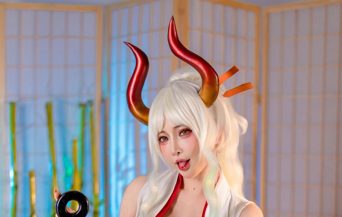 Tiny Asa · 航海王 大和｜77P+视频 · 她是光月御田，她是大和-漫图社