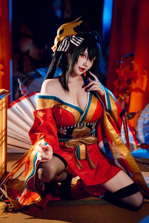 是一只熊仔吗 - 碧蓝航线 大凤 和服｜50P · 重樱夏日祭，她等你来抽第一签-玩图志