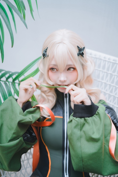Elyee子 - 26年5月A+B+C Set & Selfie (2)