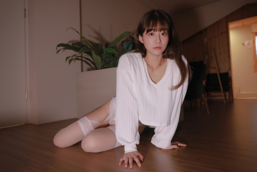 Yui - SWEETBOX Vol.49 Thru Thru｜117P+4V · 从路过，到走完全程-玩图志