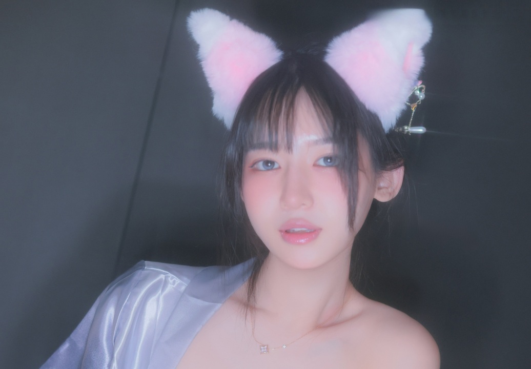 Yeha (예하) - 🌸👘さくら 👘🌸 Sakura さくら｜111P+4V · 樱花树下，她等了一阵风-玩图志
