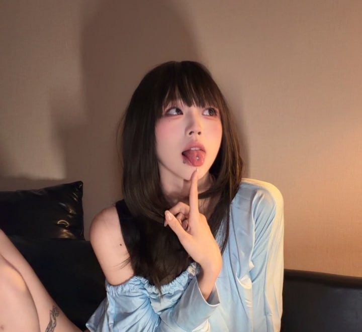 麻薯崛起 - 淡蓝余韵｜72P+2V · 722MB · 软糯余温里的一抹静蓝-玩图志